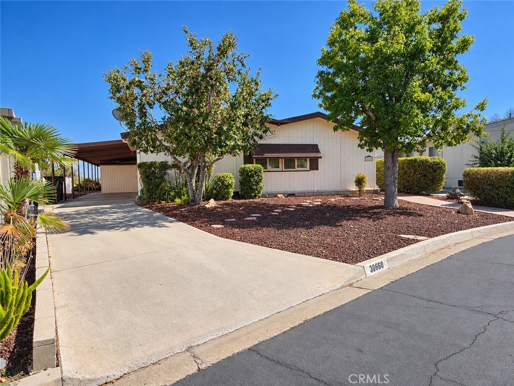 38660 Via Amarilla Property Photo 1