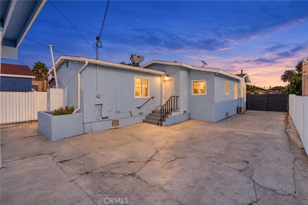 1612 W 71st Street Property Photo 11