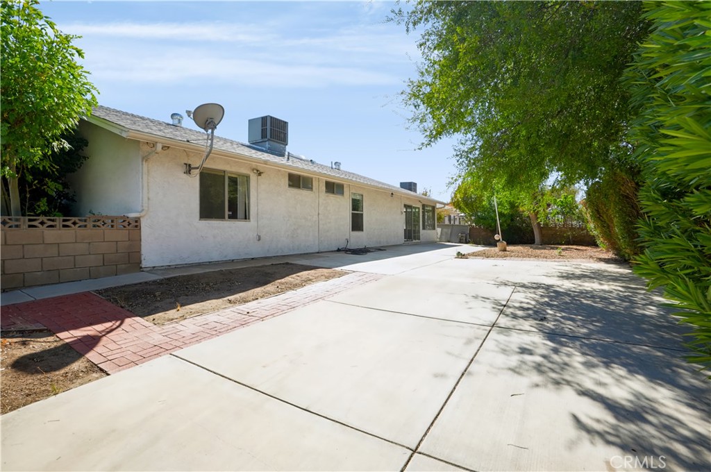 27383 Embassy Property Photo 41