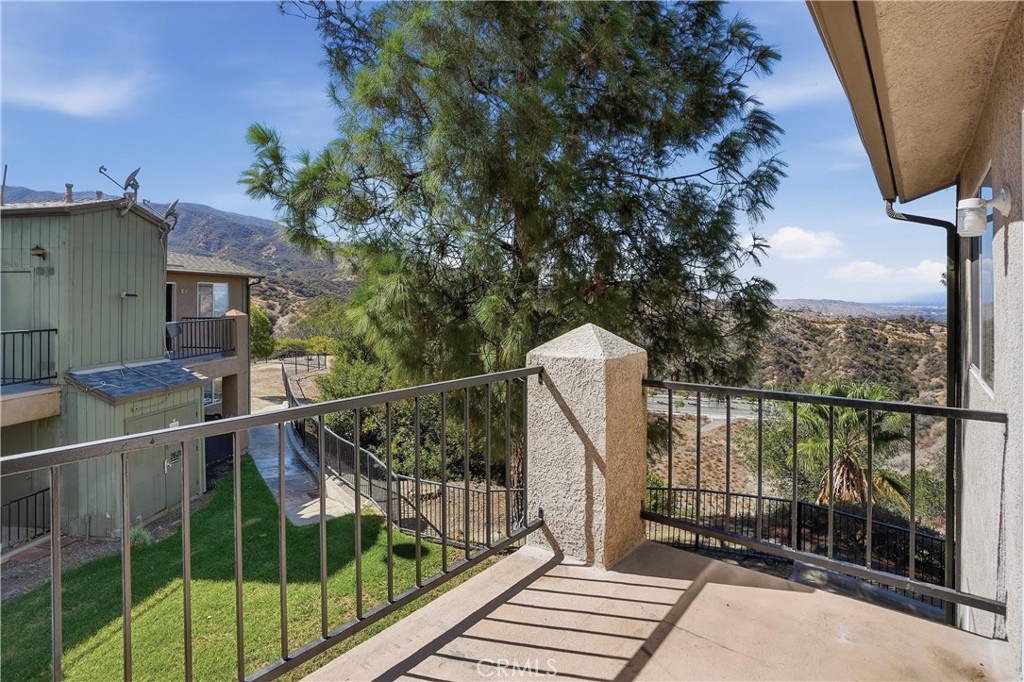 2616 Avenida Del Vista B204 Property Photo 11