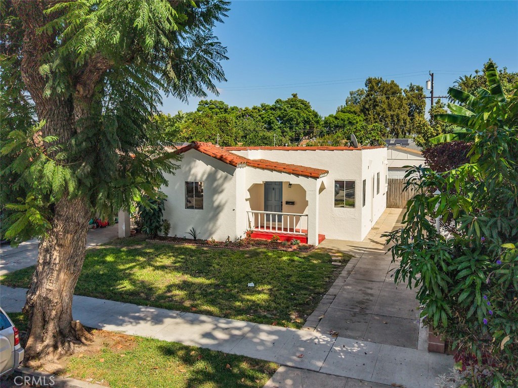2672 Adriatic Avenue Property Photo 2