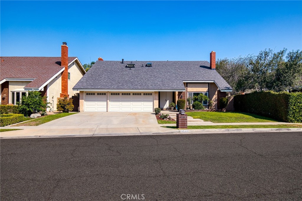 8565 Ostrich Circle Property Photo 1