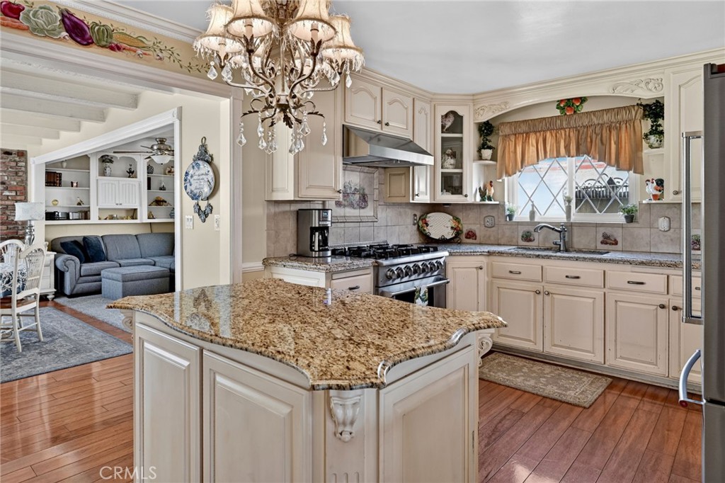 10248 Redwood Avenue Property Photo 17