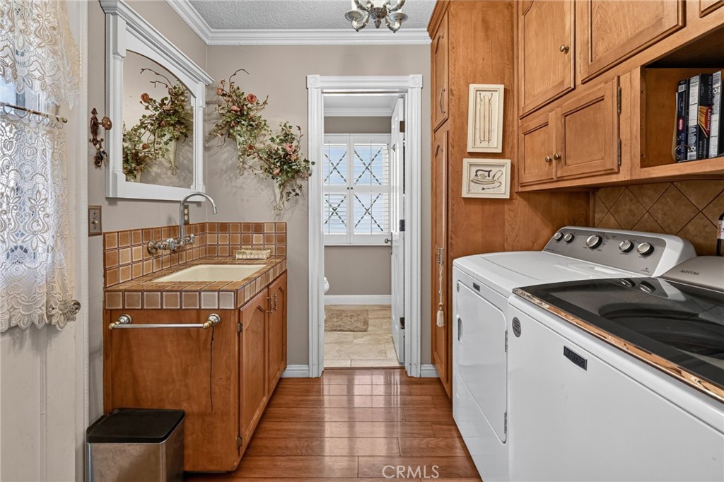 10248 Redwood Avenue Property Photo 31