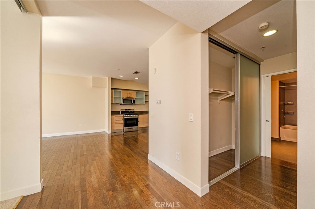 1234 Wilshire Blvd. 519 Property Photo 10