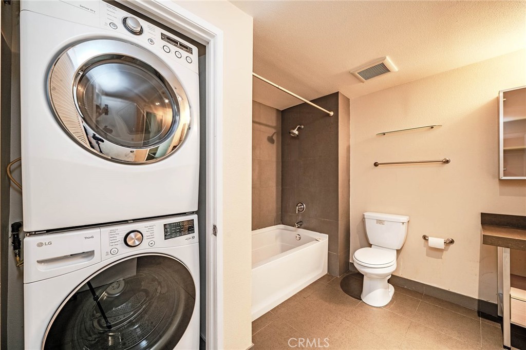 1234 Wilshire Blvd. 519 Property Photo 13