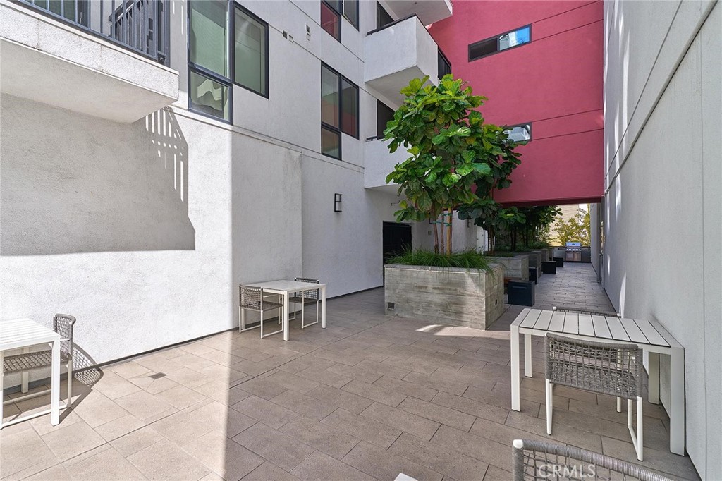 1234 Wilshire Blvd. 519 Property Photo 35
