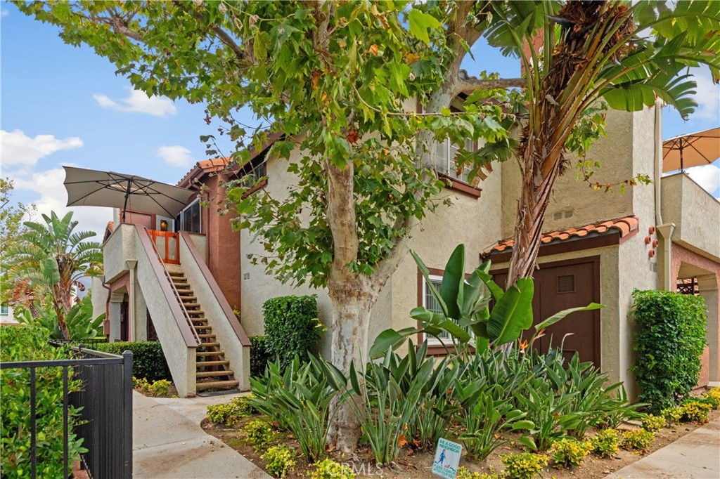 34 Rosa 3 Property Photo 1