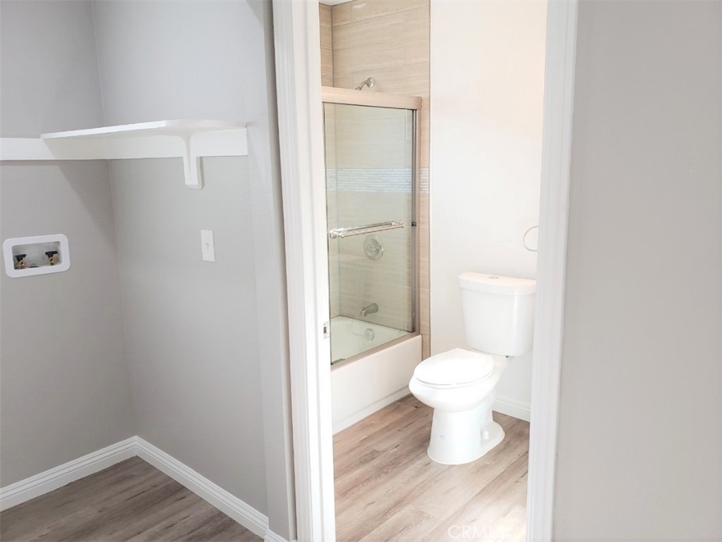 4240 Eugene St Property Photo 14