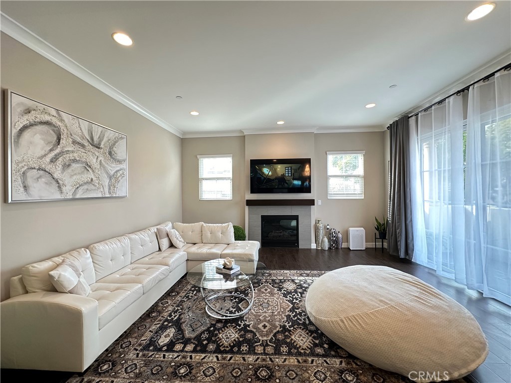 342 Myrtle 201 Property Photo 4
