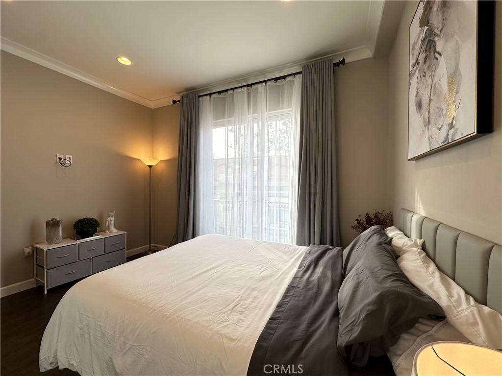 342 Myrtle 201 Property Photo 14