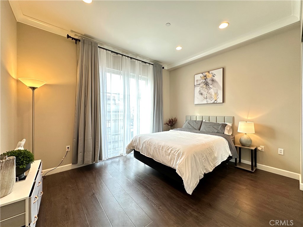 342 Myrtle 201 Property Photo 16