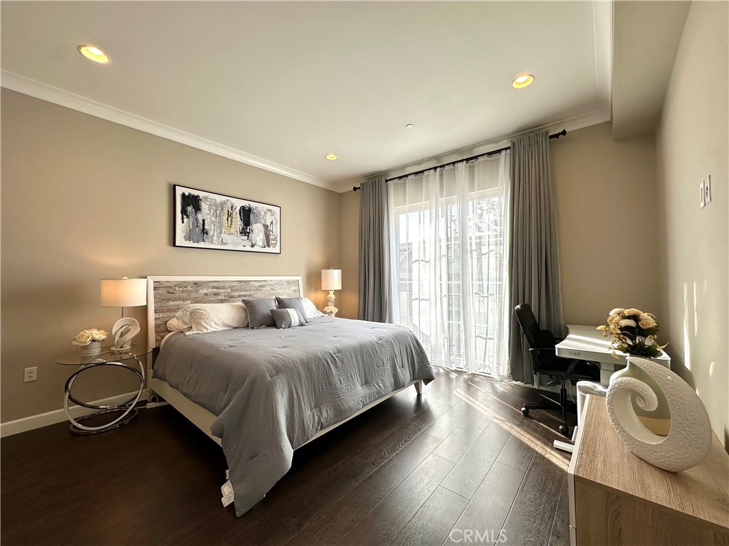 342 Myrtle 201 Property Photo 25