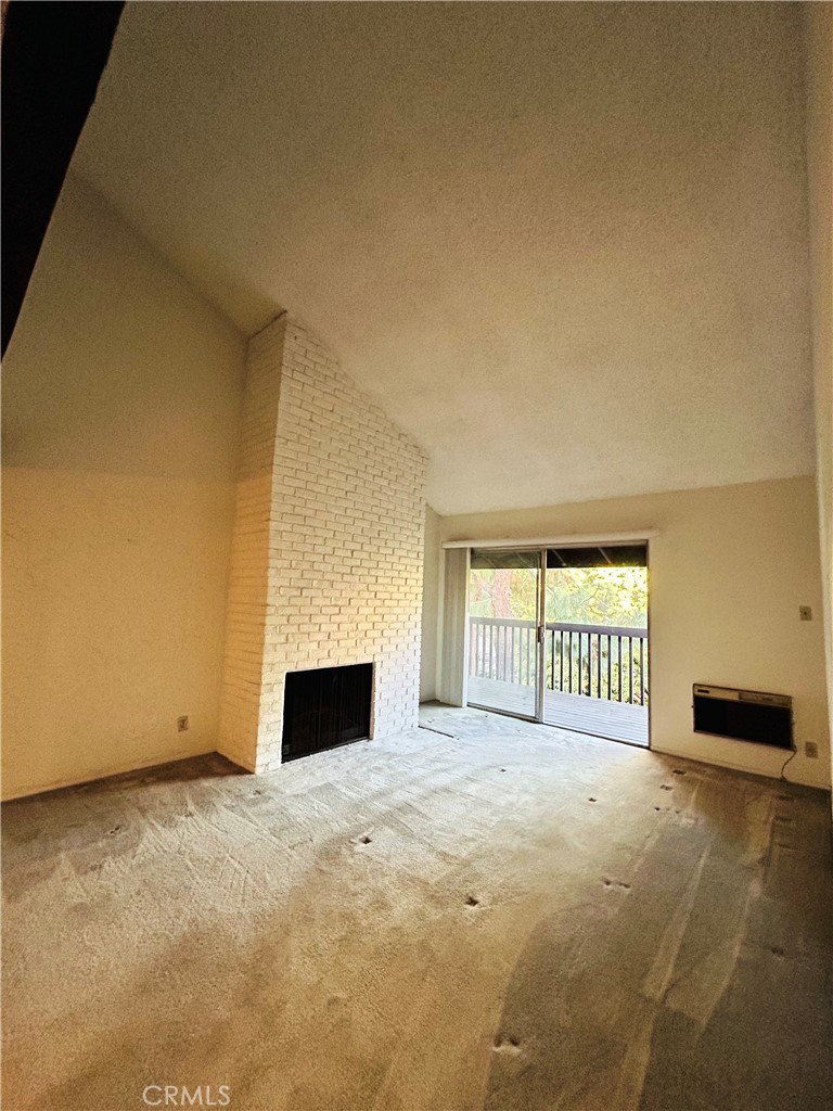 7890 E Spring Street 15e Property Photo 13