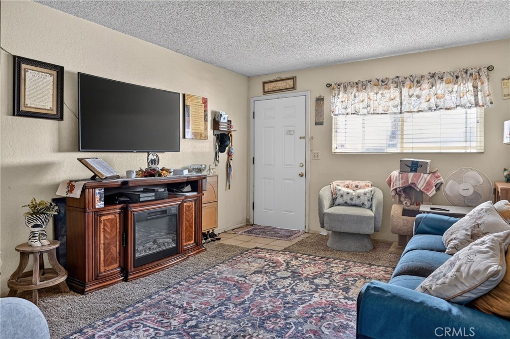 14688 Washington Drive Property Photo 6
