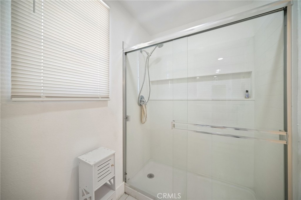 1112 E Avenue J4 Property Photo 17