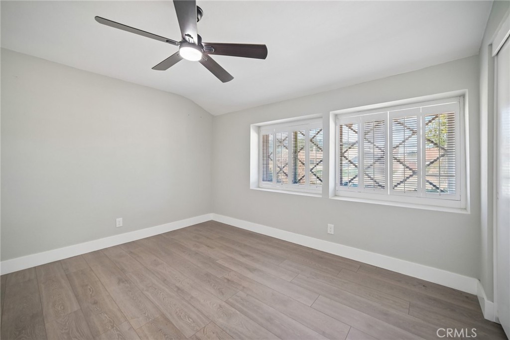 1112 E Avenue J4 Property Photo 22