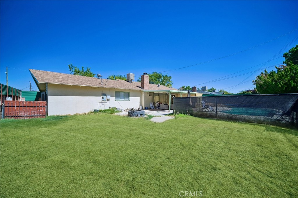 1112 E Avenue J4 Property Photo 29