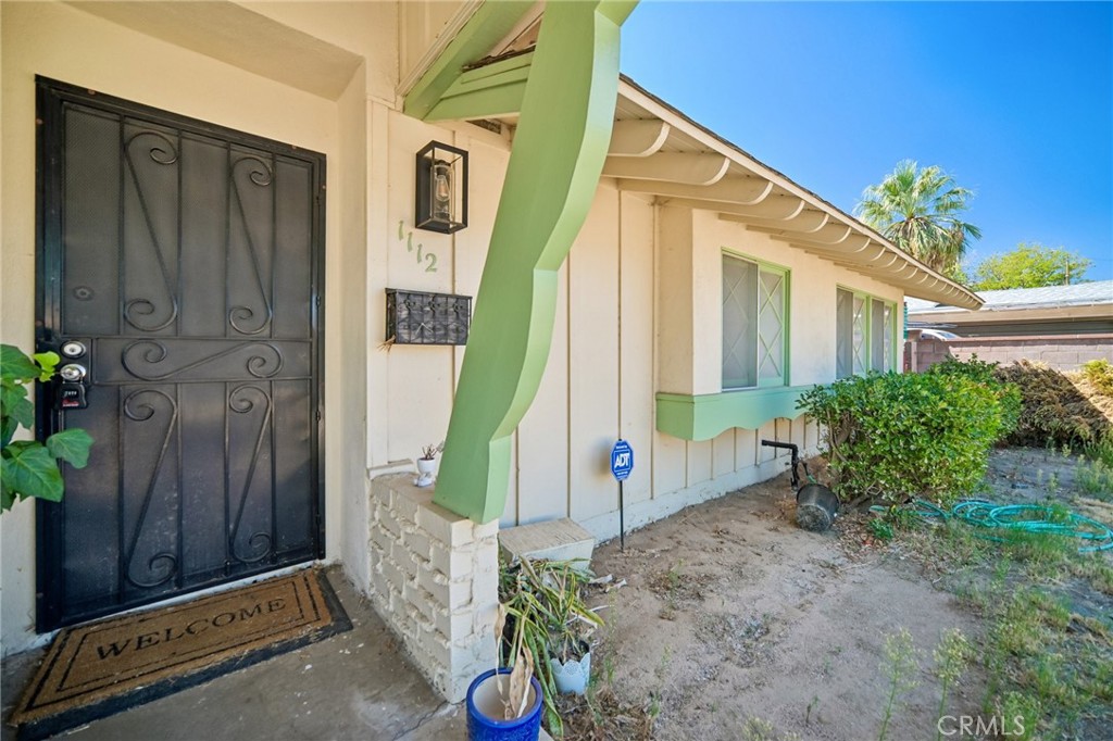 1112 E Avenue J4 Property Photo 2