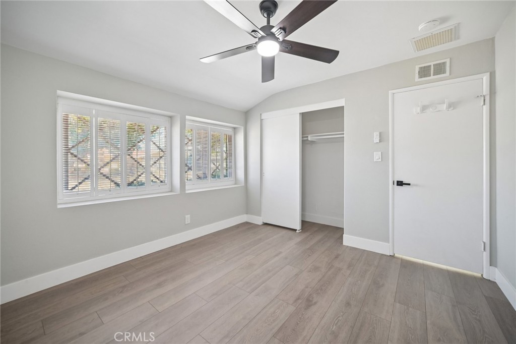 1112 E Avenue J4 Property Photo 23