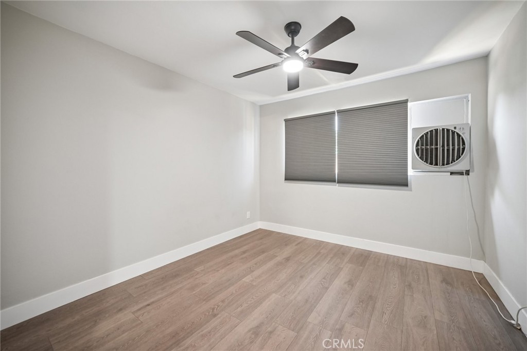 1112 E Avenue J4 Property Photo 24