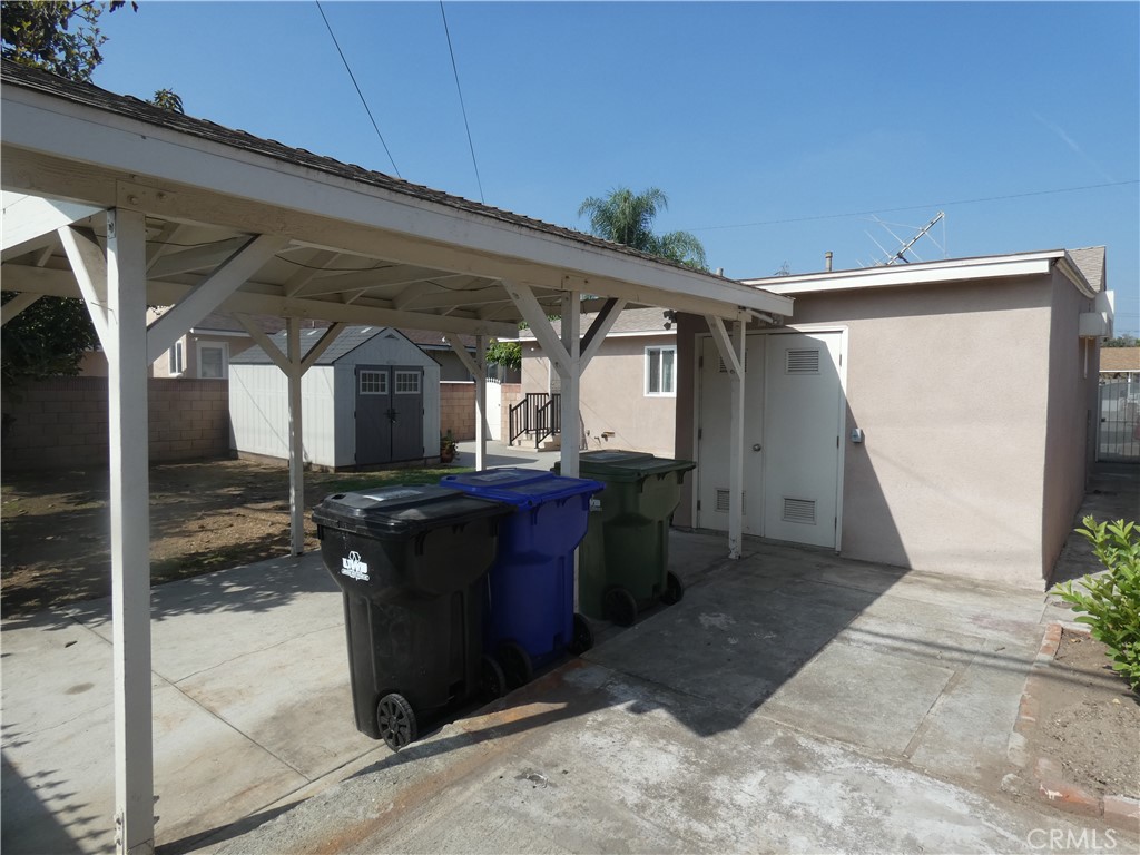 9608 Bartley Property Photo 3