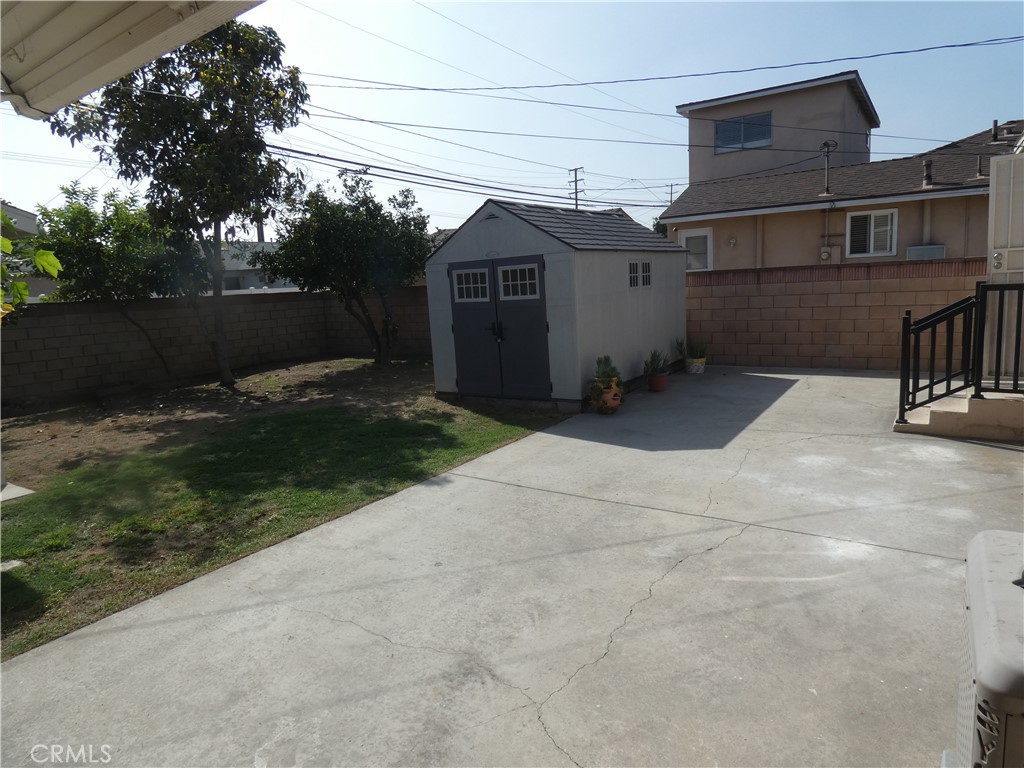 9608 Bartley Property Photo 7