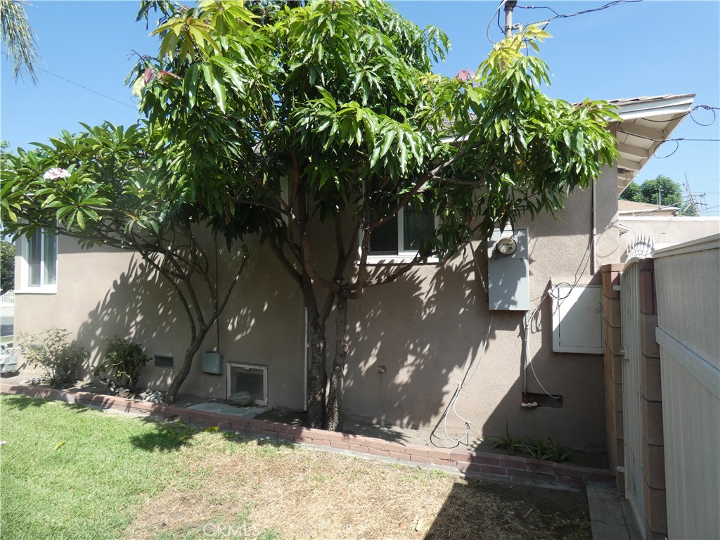9608 Bartley Property Photo 8