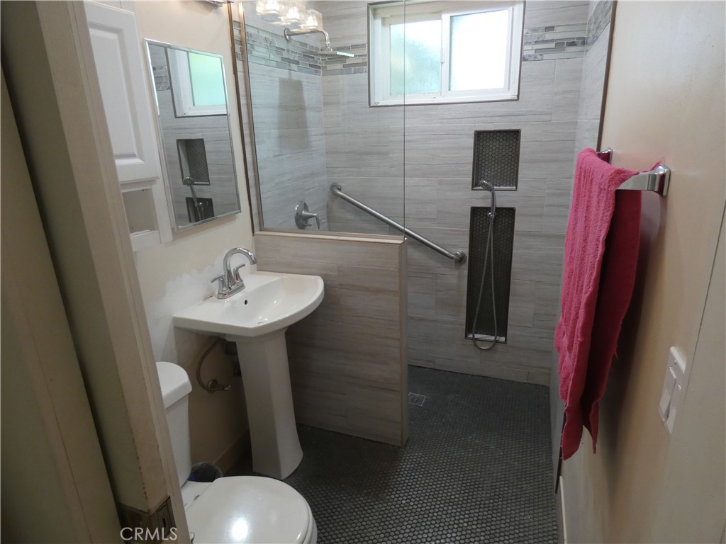 9608 Bartley Property Photo 17