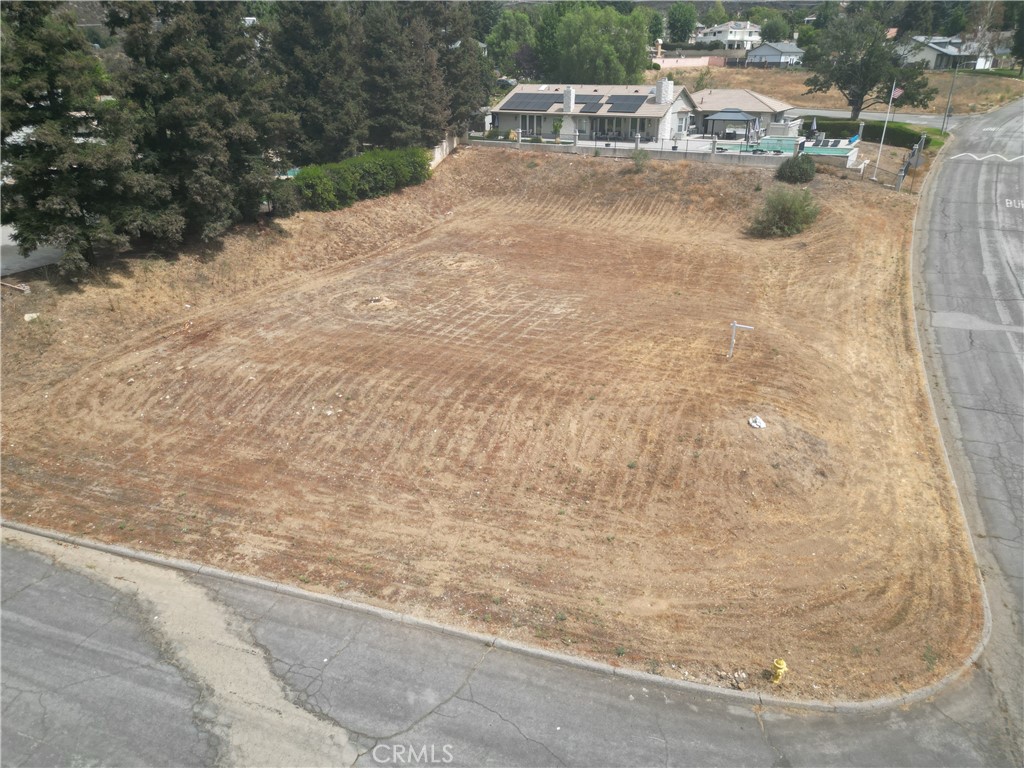 13581 Pineridge Court Property Photo 1
