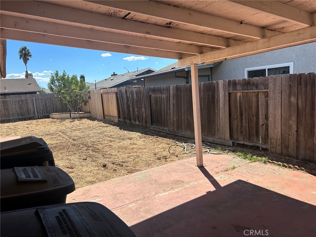 945 Sendero Property Photo 8
