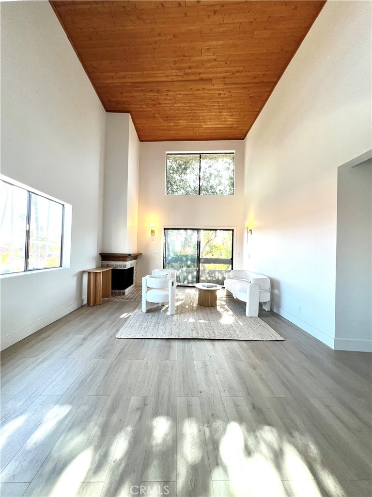 3988 Beethoven Street 7 Property Photo 5