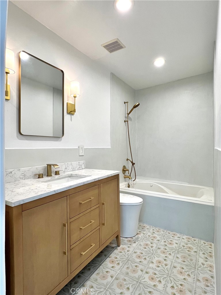 3988 Beethoven Street 7 Property Photo 11