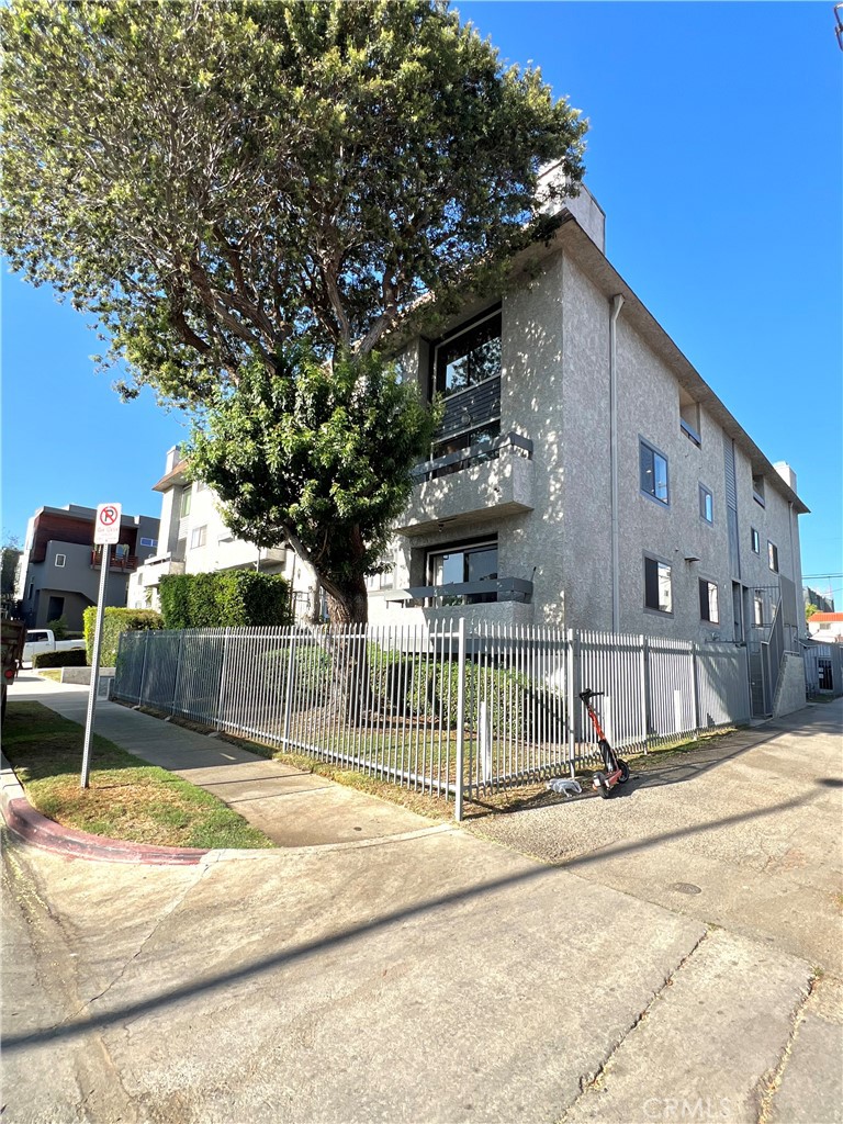 3988 Beethoven Street 7 Property Photo 21