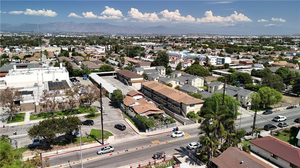 4861 Clara Street Property Photo 2