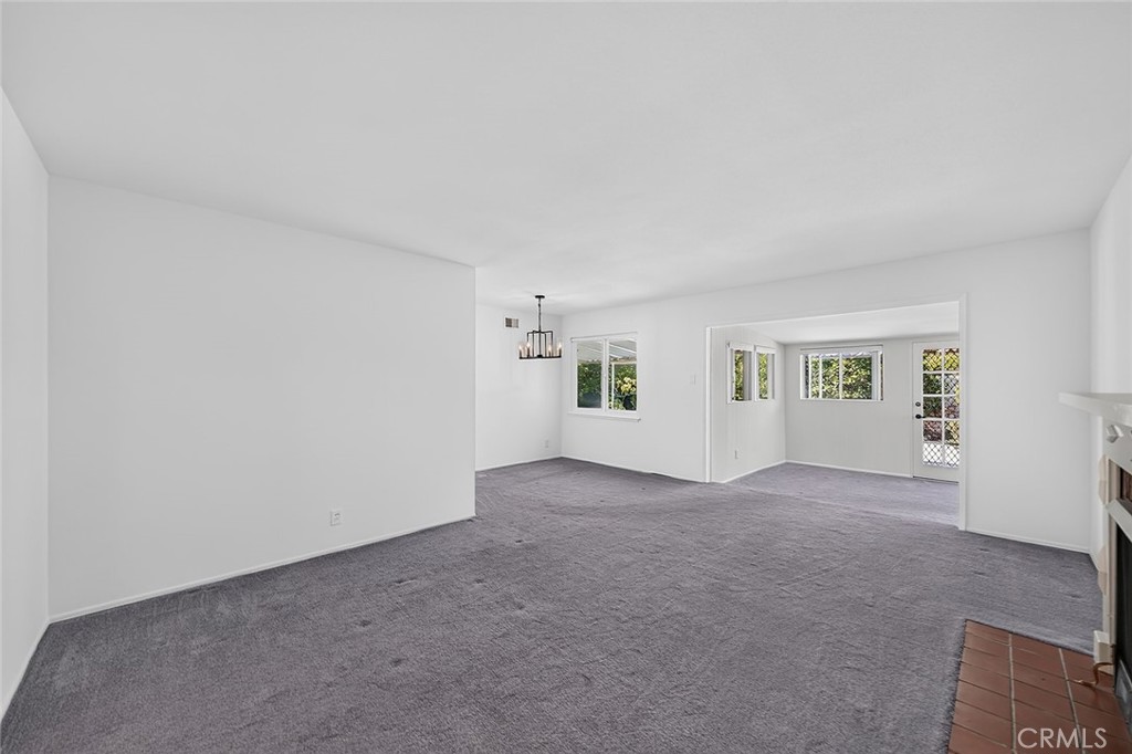 2471 Oakland Drive Property Photo 6