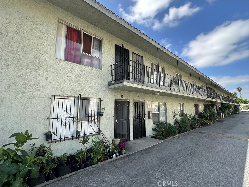 6900 California Property Photo 6