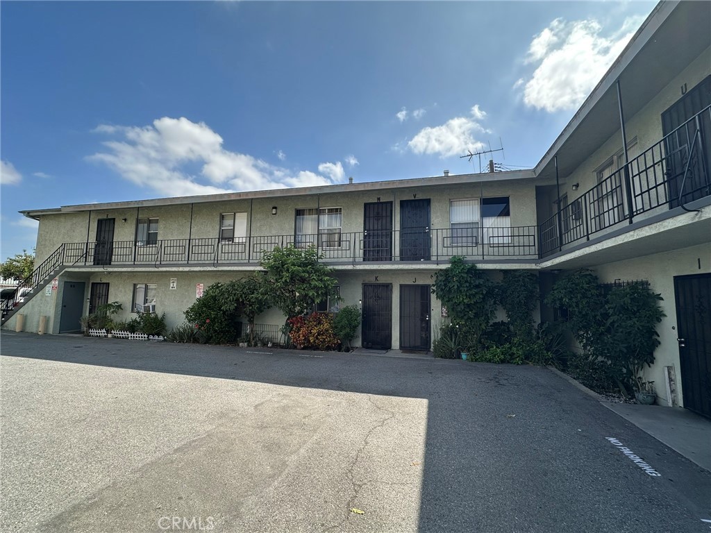 6900 California Property Photo 7