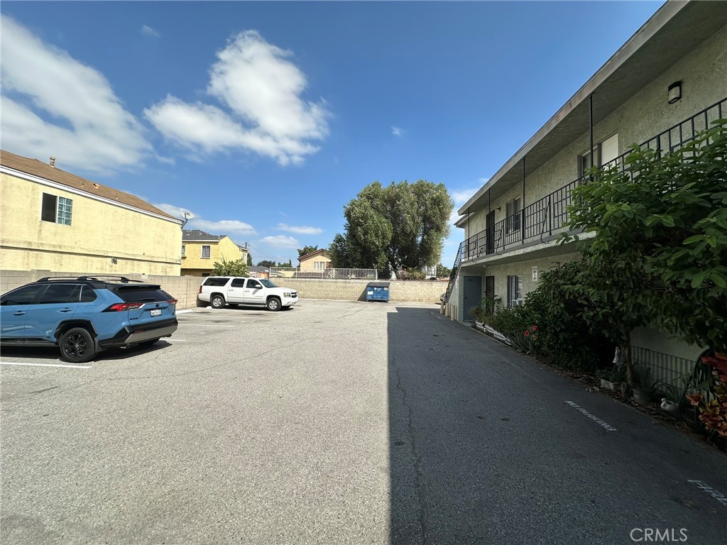 6900 California Property Photo 8