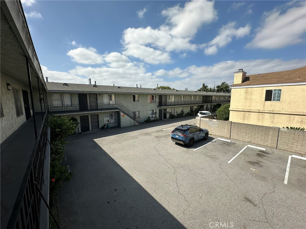 6900 California Property Photo 9