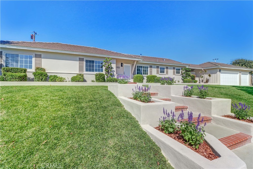1521 Melody Lane Property Photo 3