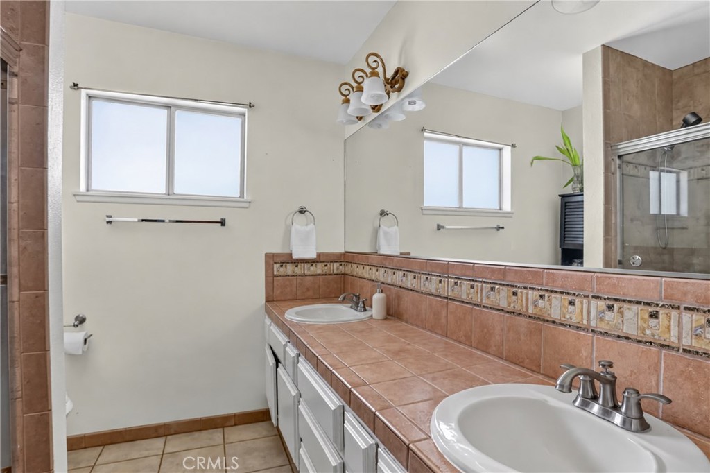 2641 Evelyn Property Photo 34