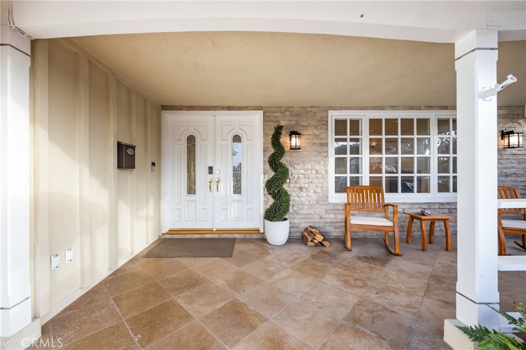 10062 Cynthia Property Photo 2
