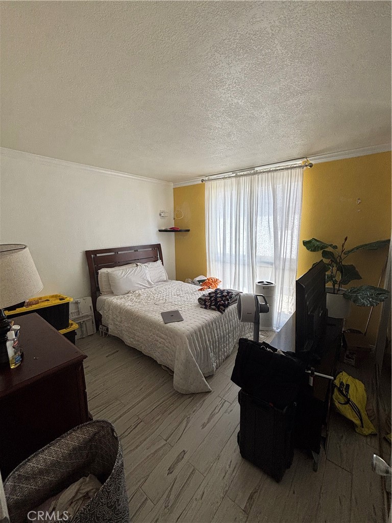 5625 Windsor Property Photo 8