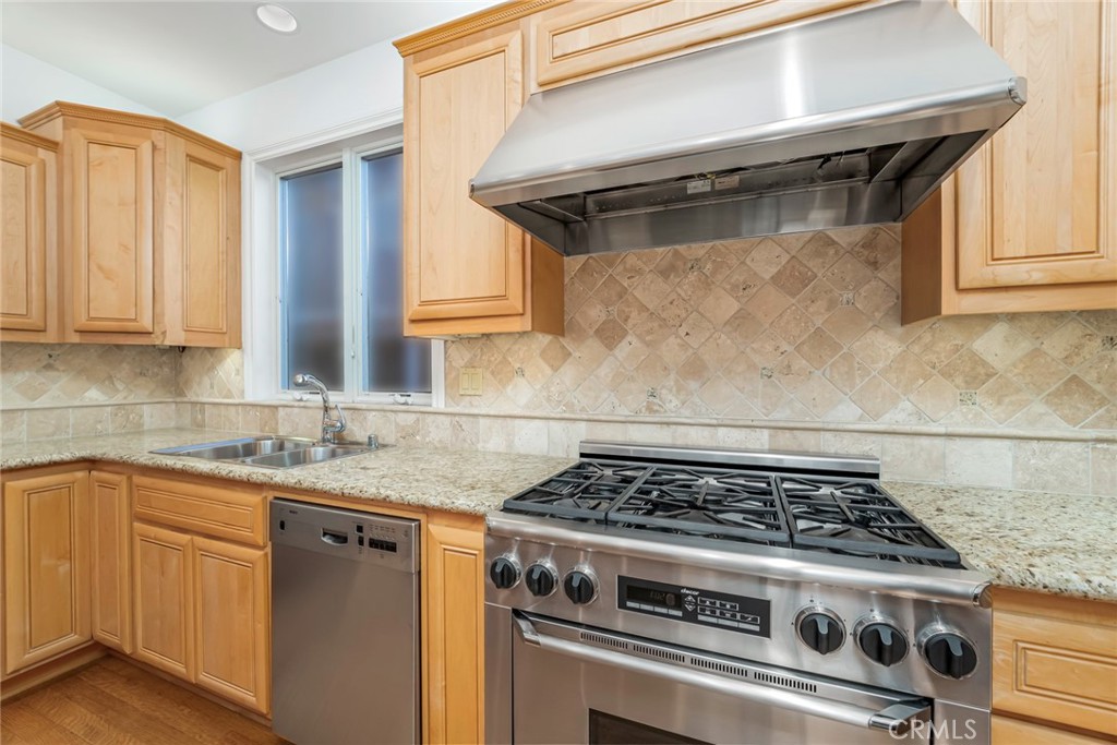 119 Opal Property Photo 14