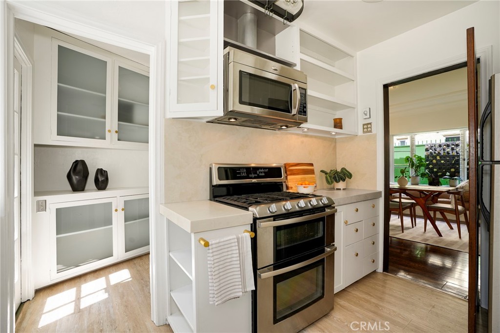 1705 S Genesee Property Photo 15
