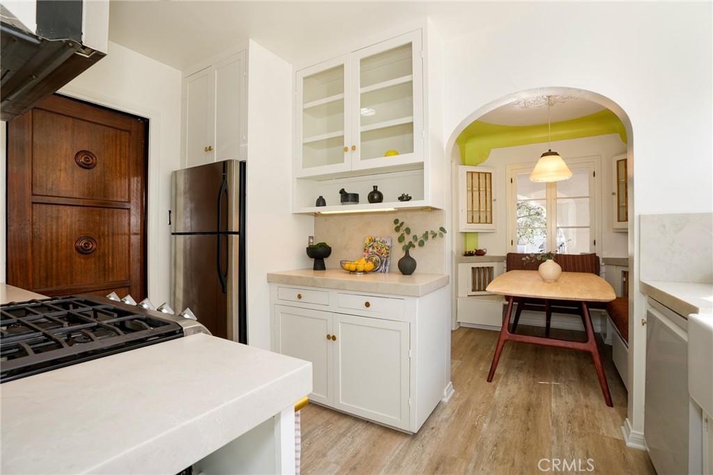 1705 S Genesee Property Photo 17