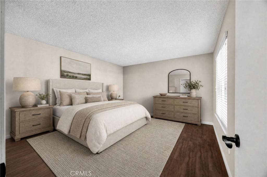 518 Massachusetts Property Photo 5