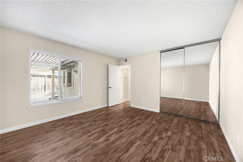 518 Massachusetts Property Photo 12