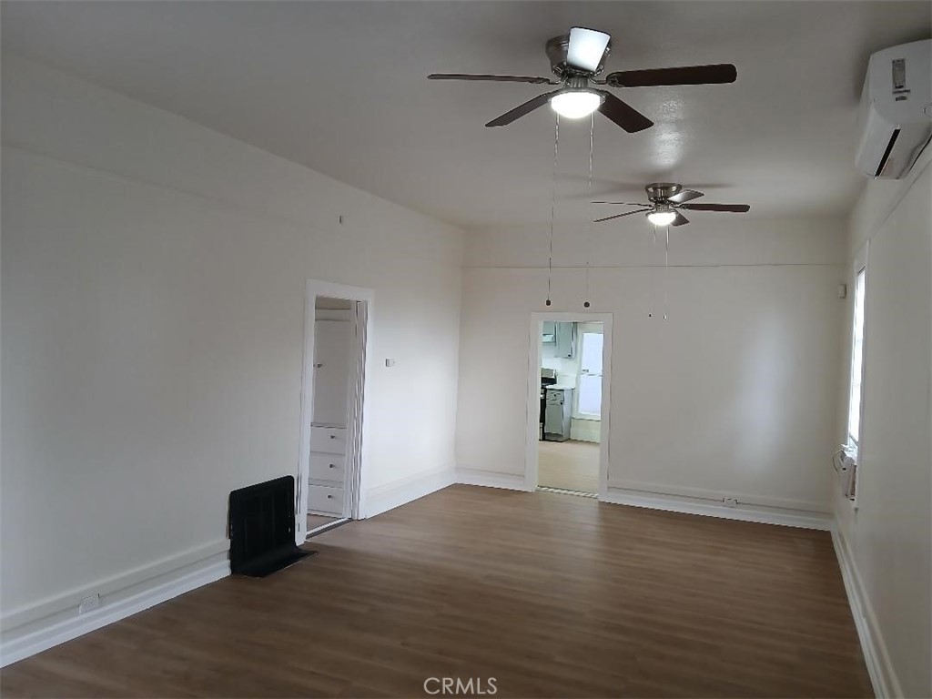2111 Orange Street Property Photo 4